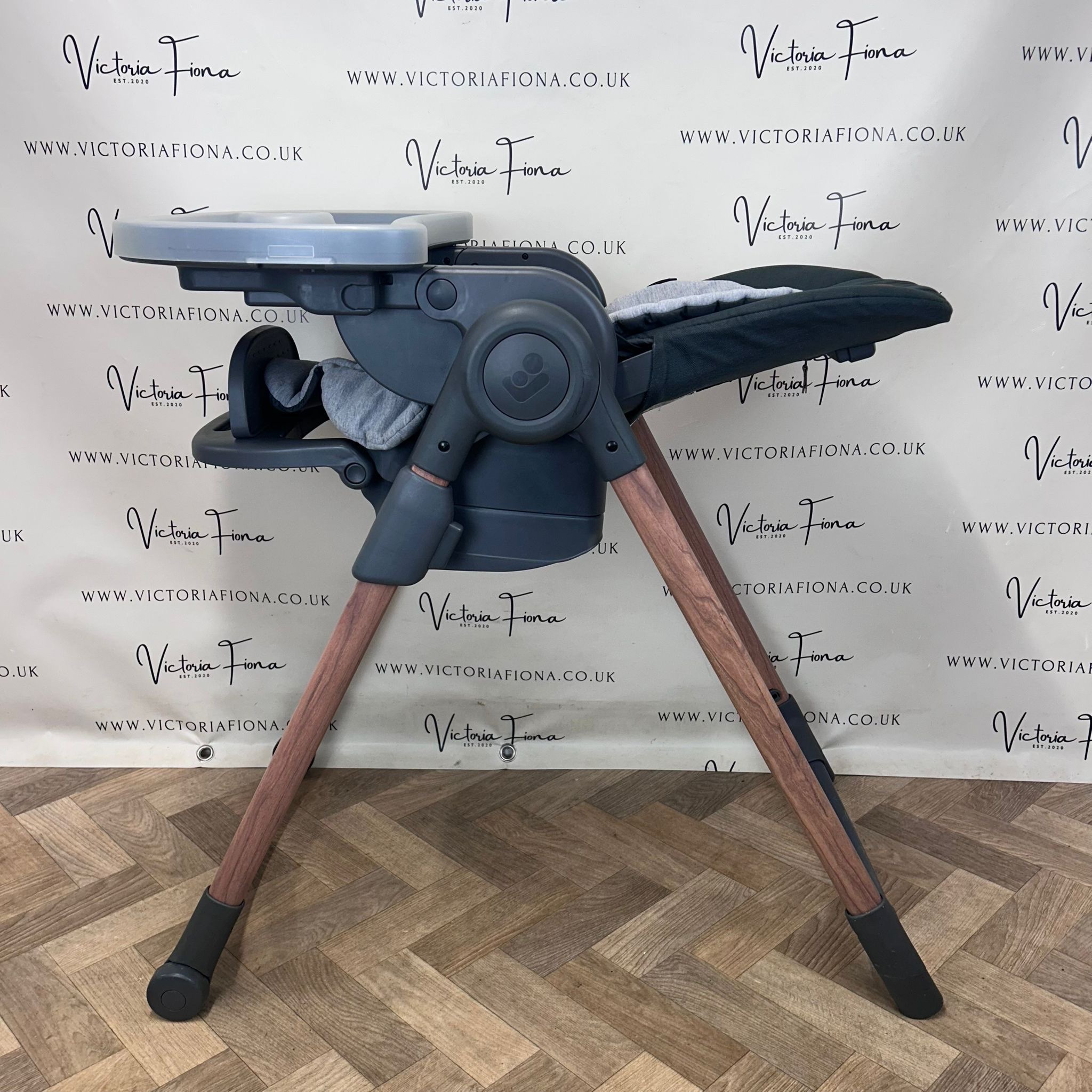 PRELOVED Maxi Cosi Minla 6 In 1 Highchair- Graphite RRP £190 - Image 5