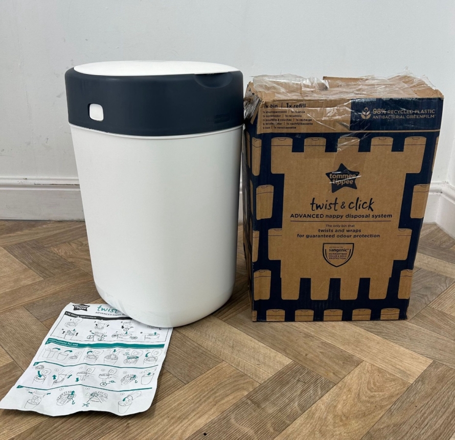 NEW Tommee Tippee Twist And Click Nappy Bin