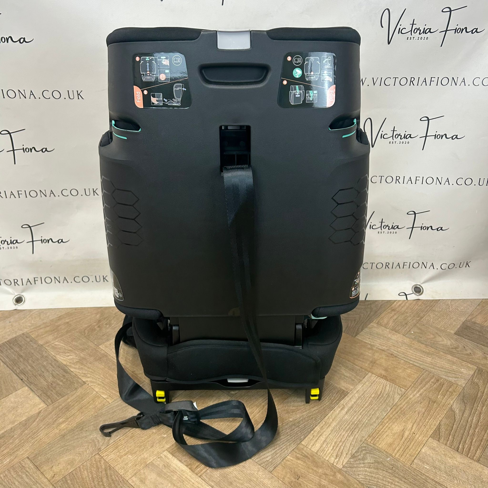 EX DISPLAY Maxi Cosi Nomad XL Plus Travel Foldable Car Seat - Black (15months-12years) - Image 5