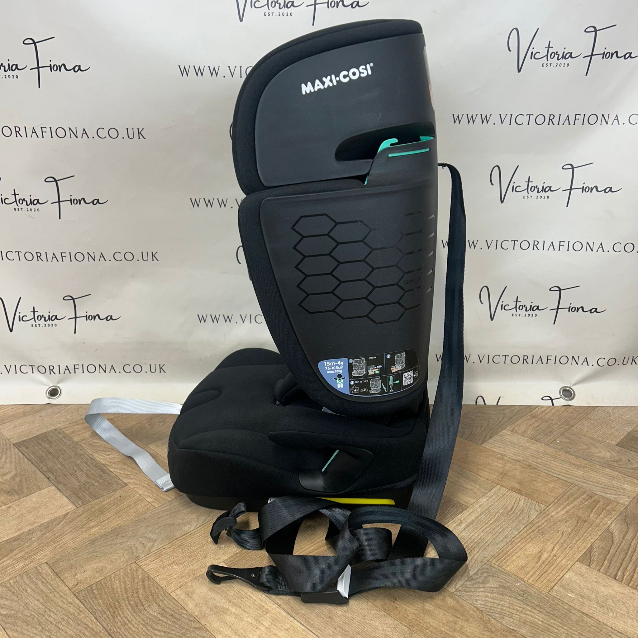 EX DISPLAY Maxi Cosi Nomad XL Plus Travel Foldable Car Seat - Black (15months-12years) - Image 6