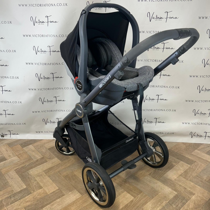 PRELOVED Babystyle Oyster 3 Pushchair & Carrycot Travel System - 0-22kg - Mercury - Image 9