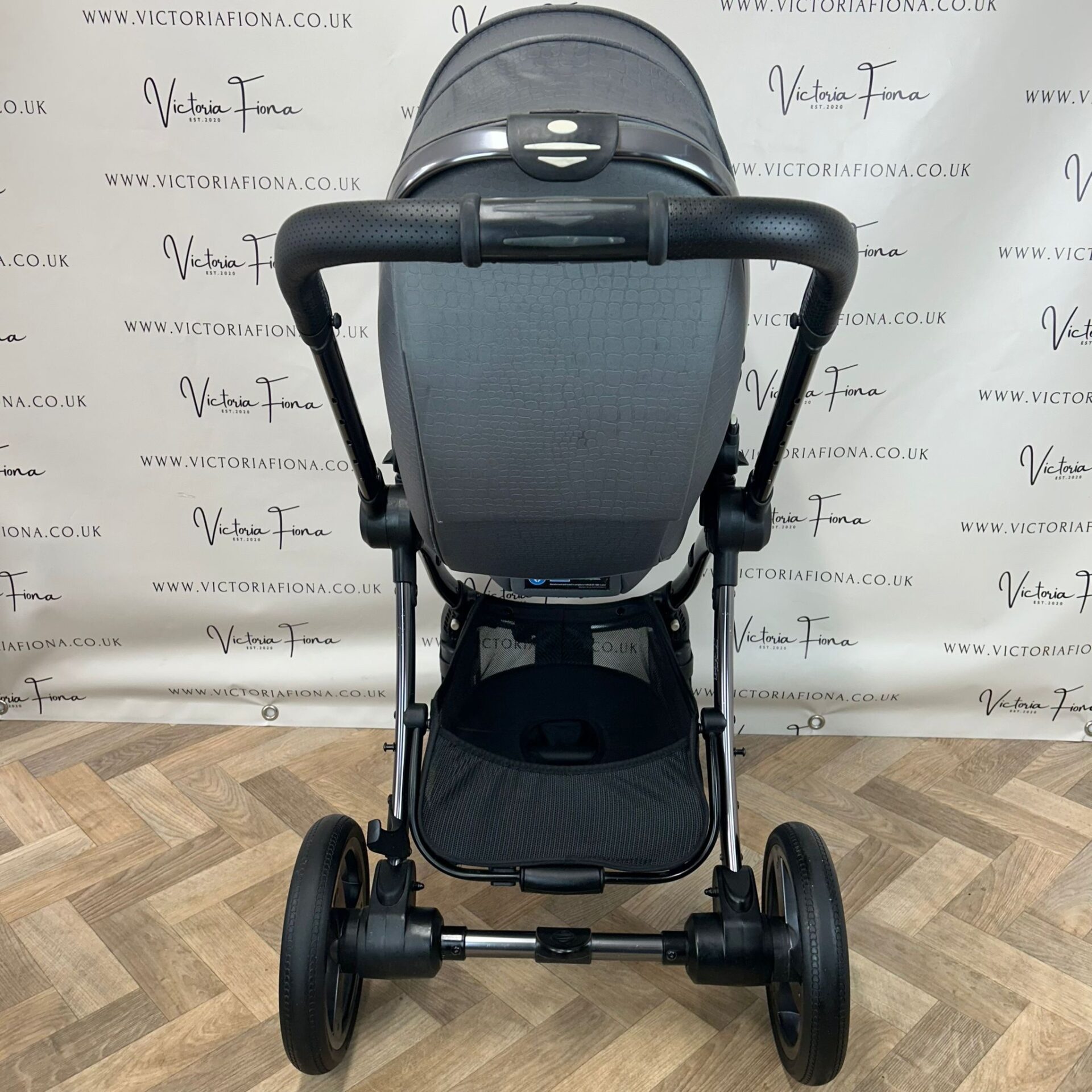Egg stroller preloved store