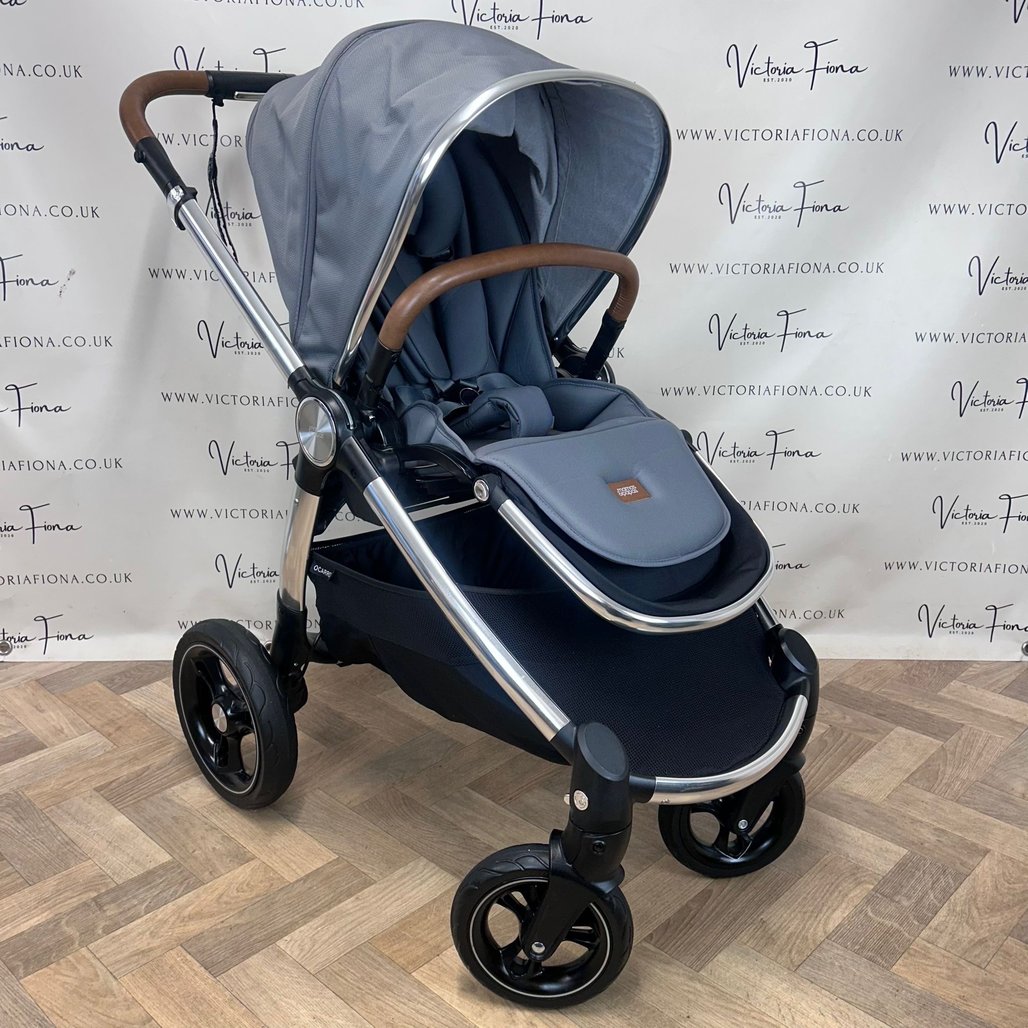 PRELOVED Mamas & Papas Ocarro Carrycot & Pushchair with Cybex 360 Spin Car Seat & Isofix - Fossil Grey - Image 7