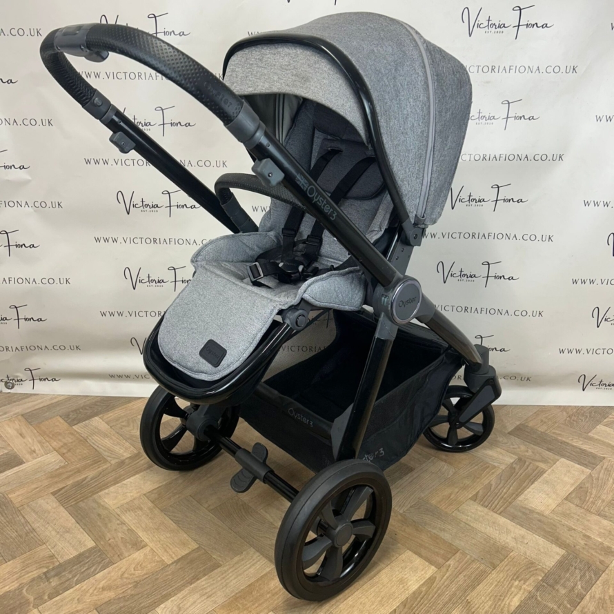 PRELOVED Babystyle Oyster 3 Pushchair Travel System - Orion Grey & Black - Image 4