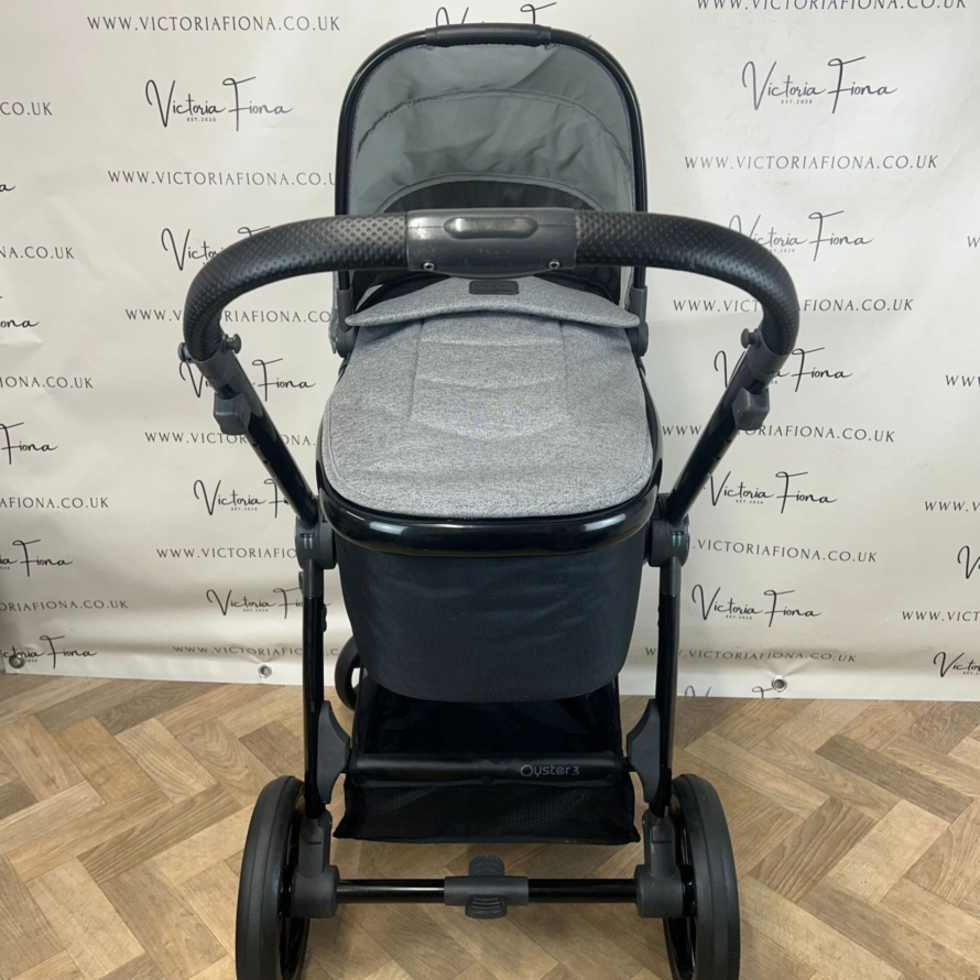 PRELOVED Babystyle Oyster 3 Pushchair Travel System - Orion Grey & Black - Image 2