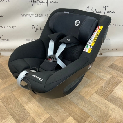 EX DISPLAY Maxi Cosi Pearl 360 Car Seat - Black