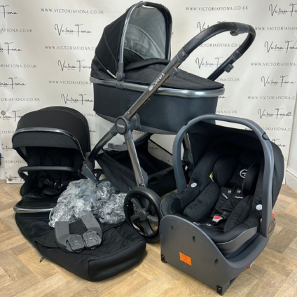 PRELOVED Babystyle Oyster 3 Pushchair Travel System - Astral Black 🖤