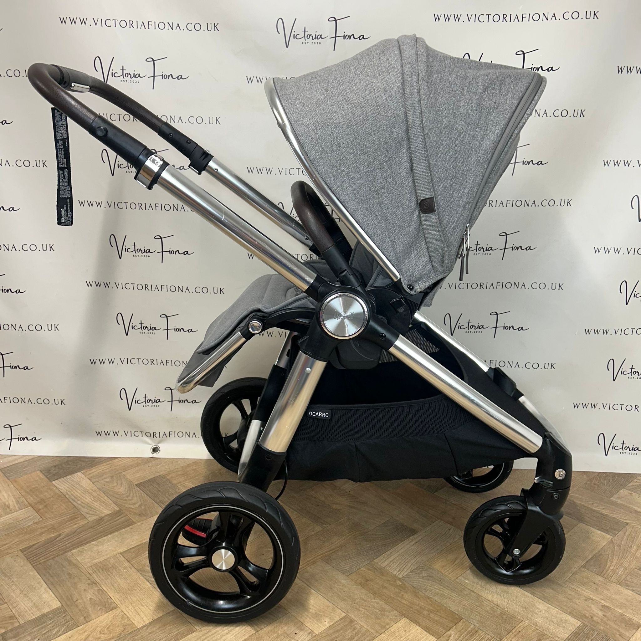 PRELOVED Mamas & Papas Ocarro Travel System Pushchair & Carrycot - Woven Grey - Image 7