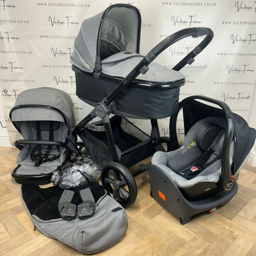 PRELOVED Babystyle Oyster 3 Pushchair Travel System - Orion Grey & Black