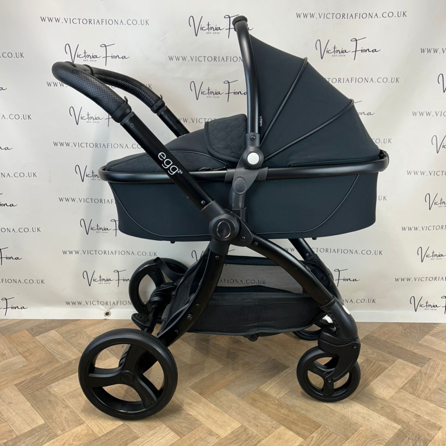 PRELOVED Babystyle Egg2 Pushchair Pushchair & Carrycot With Accessories - Black 🖤 - Image 5