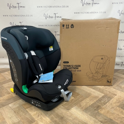 NEW Maxi Cosi Titan I-size Car Seat 9months-12 years RRP£199
