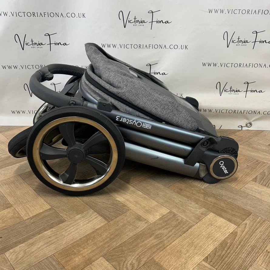 PRELOVED Babystyle Oyster 3 Pushchair & Carrycot Travel System - 0-22kg - Mercury - Image 10