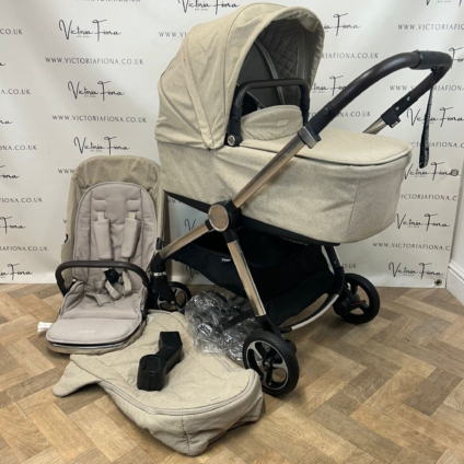 PRELOVED Mamas & Papas Strada Carrycot & Pushchair - Cashmere