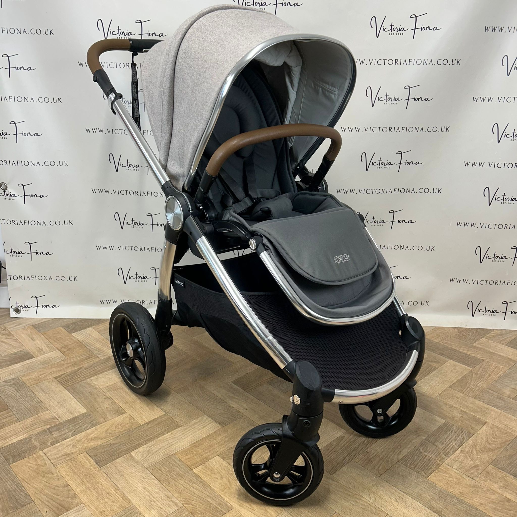 PRELOVED Mamas & Papas Ocarro Carrycot & Pushchair - Heritage Cashmere - Image 9