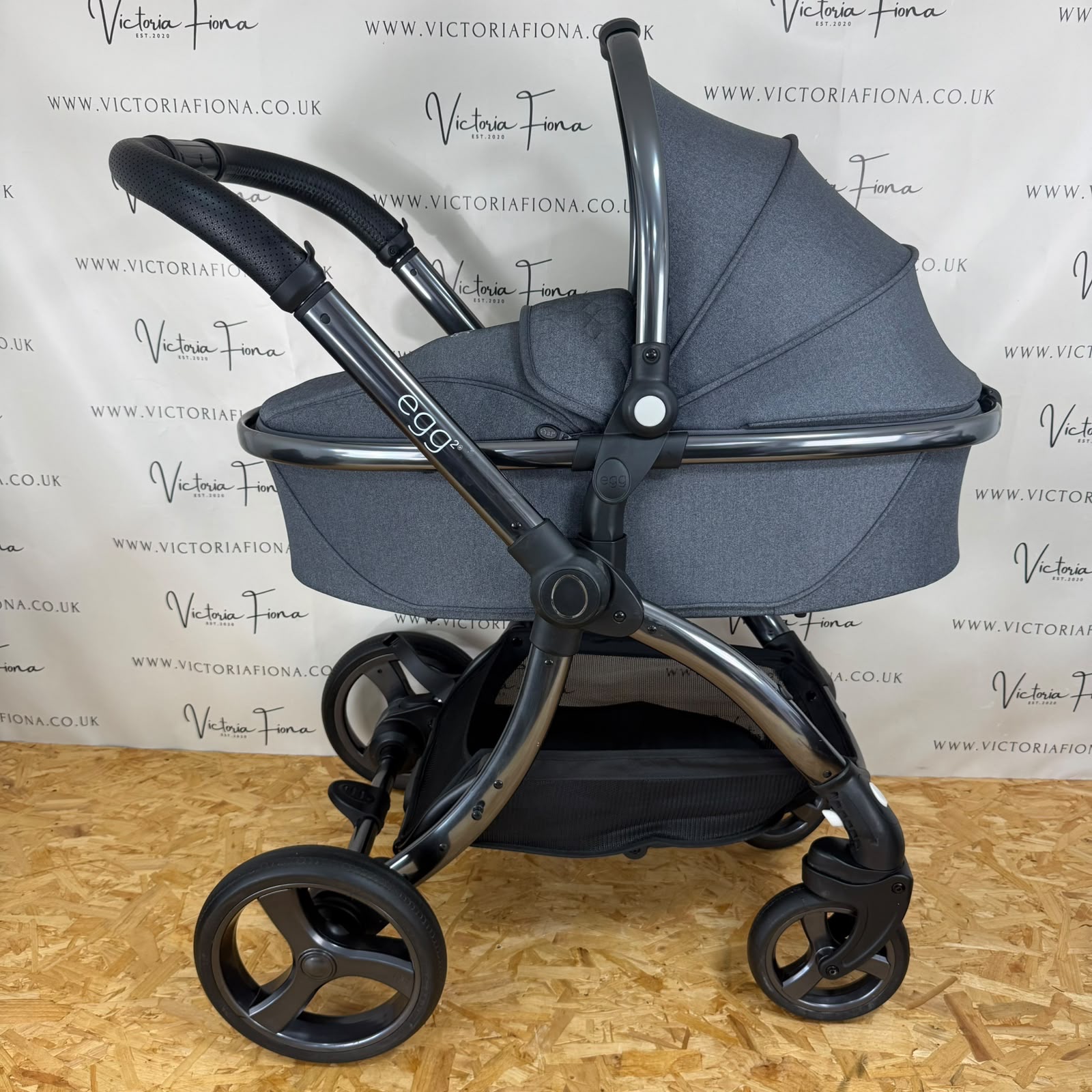 PRELOVED Egg2 Complete Travel System - Quartz Grey - Image 2