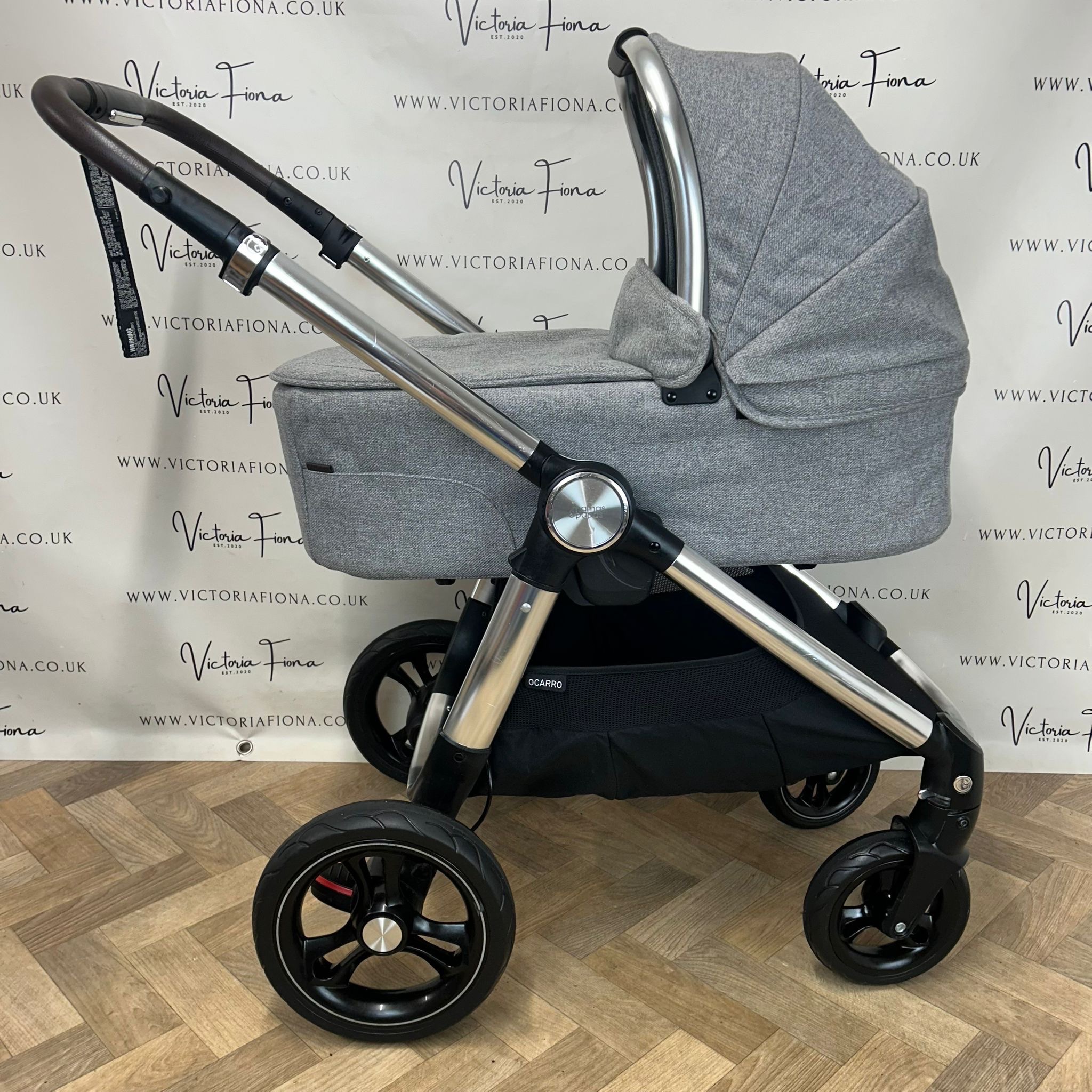 PRELOVED Mamas & Papas Ocarro Travel System Pushchair & Carrycot - Woven Grey - Image 5
