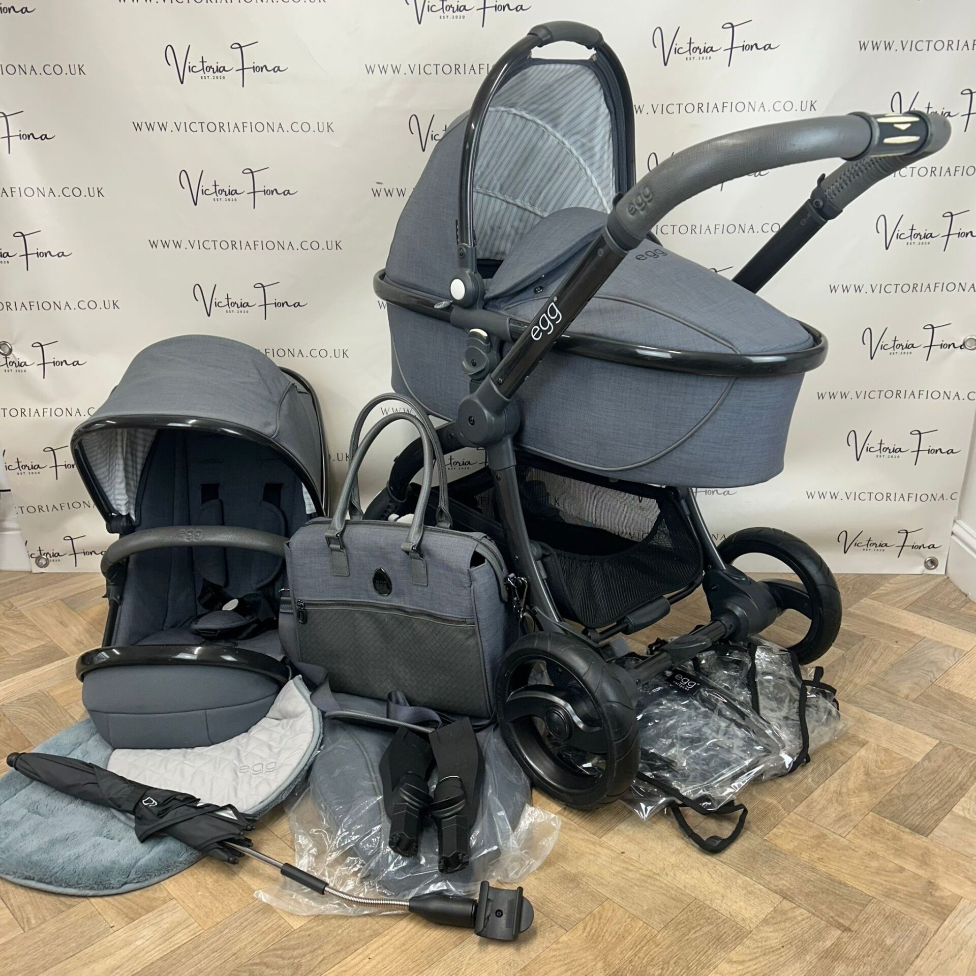 Egg pram quantum grey on sale