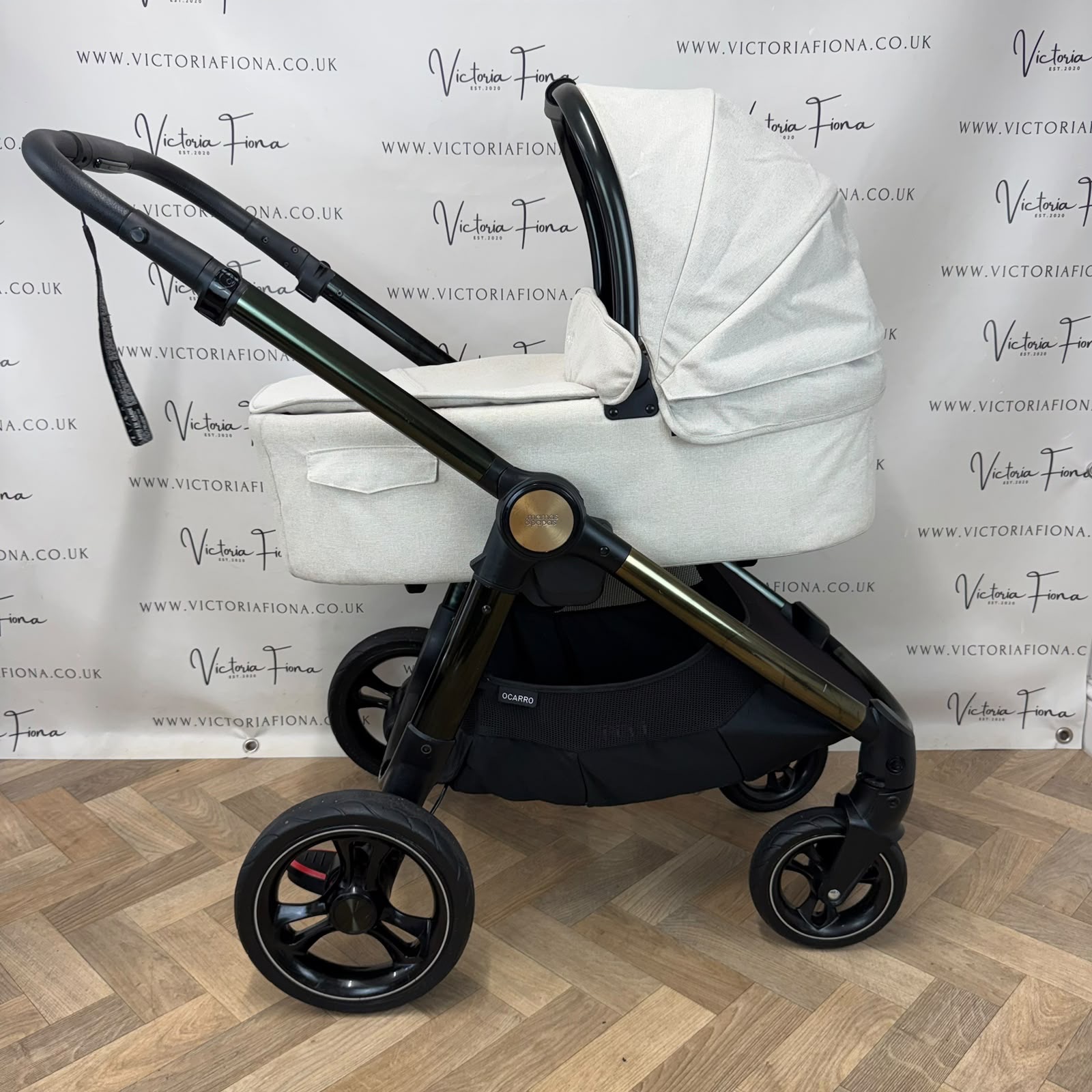 PRELOVED Mamas And Papas Ocarro Pushchair & Carrycot - Calico - Image 5