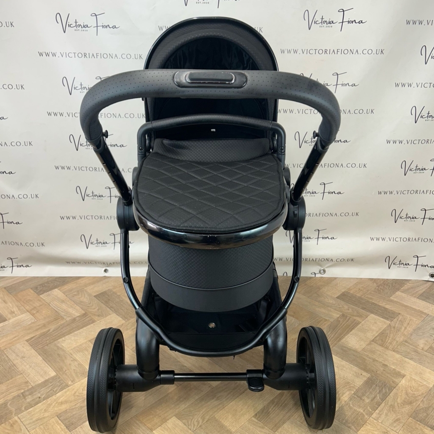 PRELOVED iCandy Peach 7 Pushchair with accessories - CERIUM BLACK - Image 3