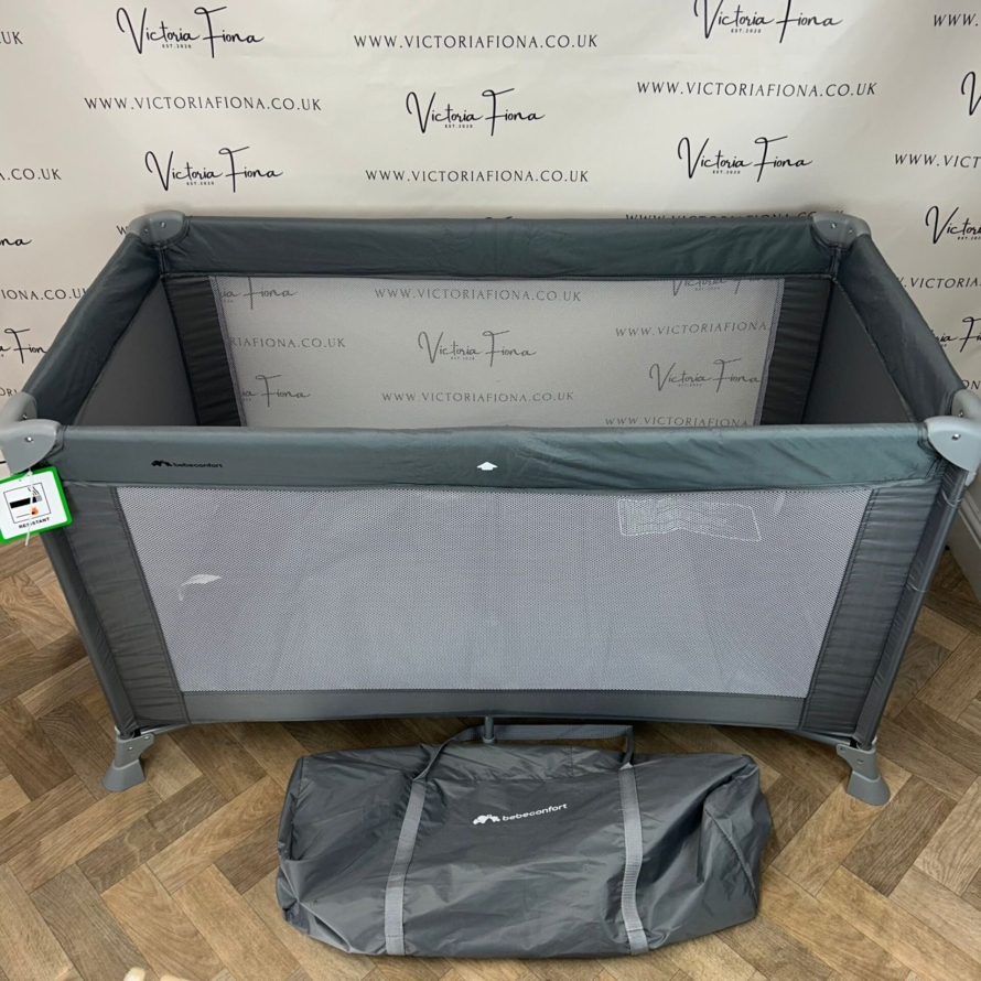PRELOVED Bebeconfort Soft Dreams Travel Cot RRP£65 - Image 3