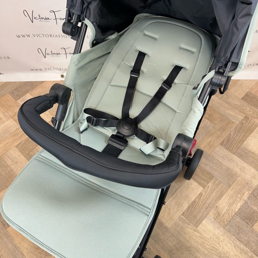 PRELOVED Silver Cross Pop Pushchair - Sage RRP£195 - Image 3