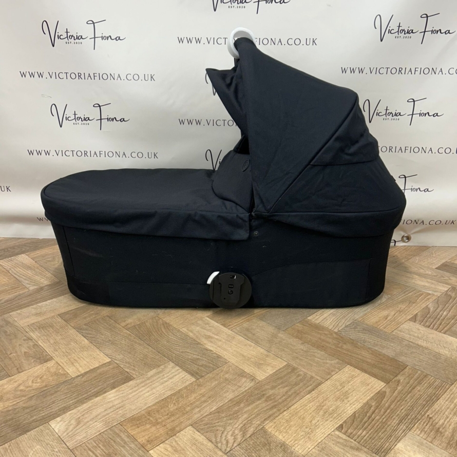 NEW Cybex Cot S – Deep Black RRP£230 - Image 4