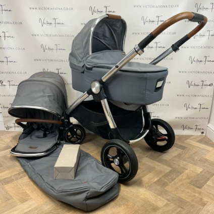 PRELOVED Mamas & Papas Ocarro Carrycot & Pushchair - Fossil Grey 🩶🩶