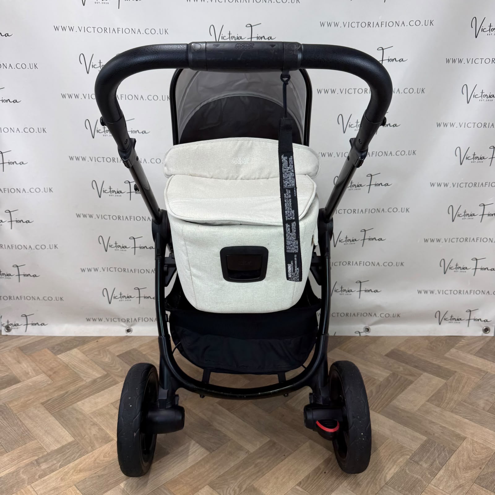 PRELOVED Mamas And Papas Ocarro Pushchair & Carrycot - Calico - Image 3