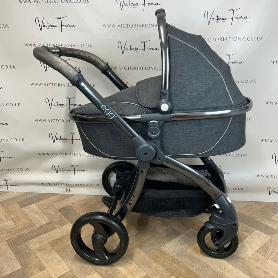 PRELOVED Babystyle Egg Pushchair & Carrycot - Carbon Grey 🩶 - Image 2