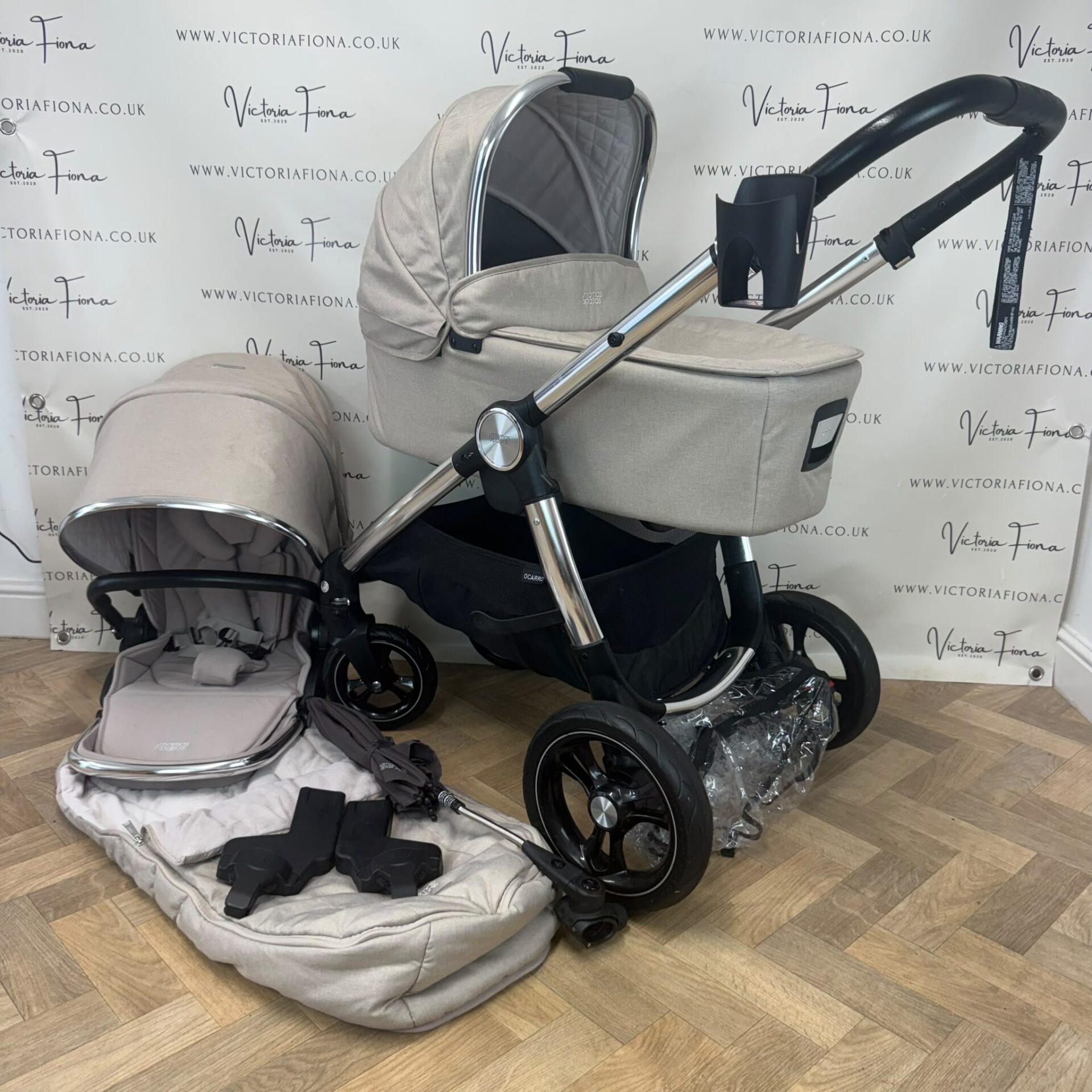 PRELOVED Mamas And Papas Ocarro Pushchair & Carrycot - Biscuit