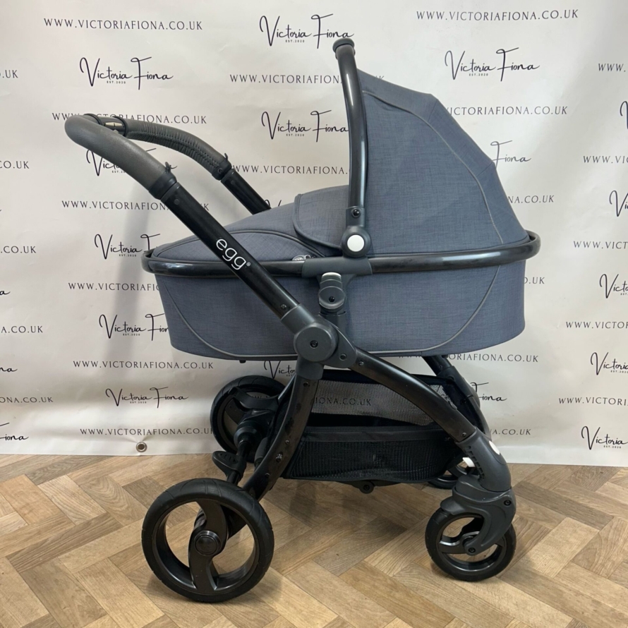 PRELOVED Babystyle Egg Pushchair & Carrycot - Quantum Grey 🩶 - Image 2