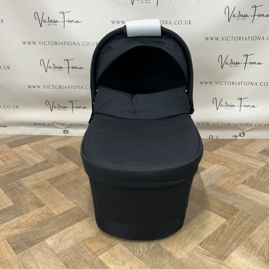 NEW Cybex Cot S – Deep Black RRP£230 - Image 3