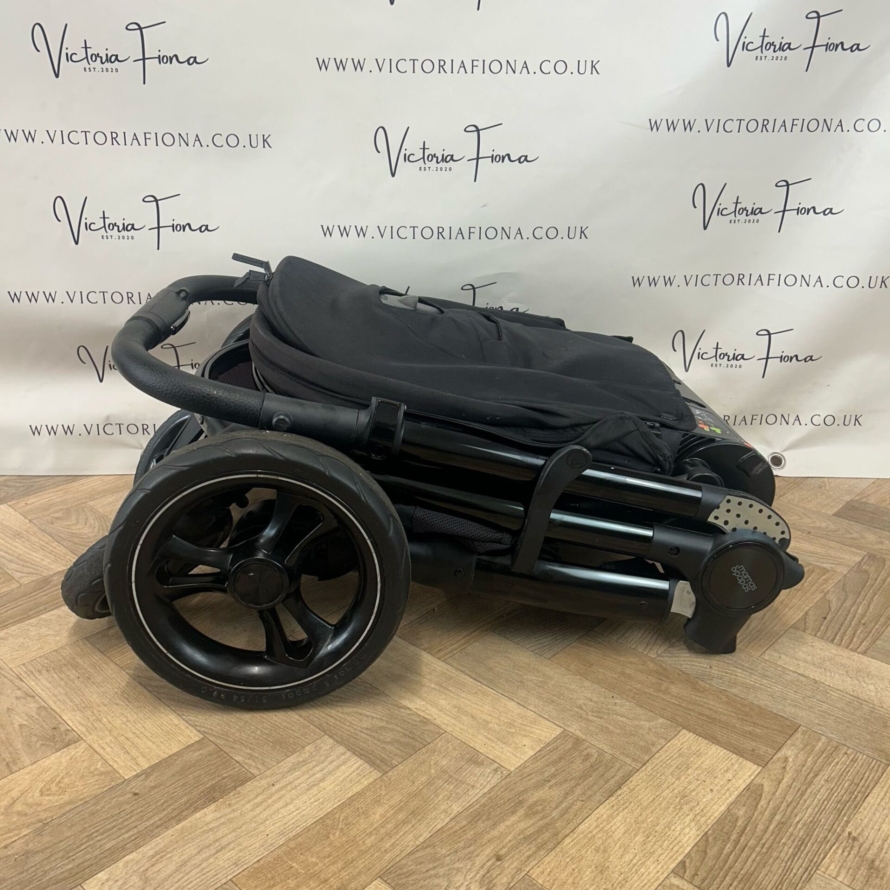 PRELOVED Mamas And Papas Ocarro Pushchair & Carrycot - Carbon Black 🖤 - Image 9