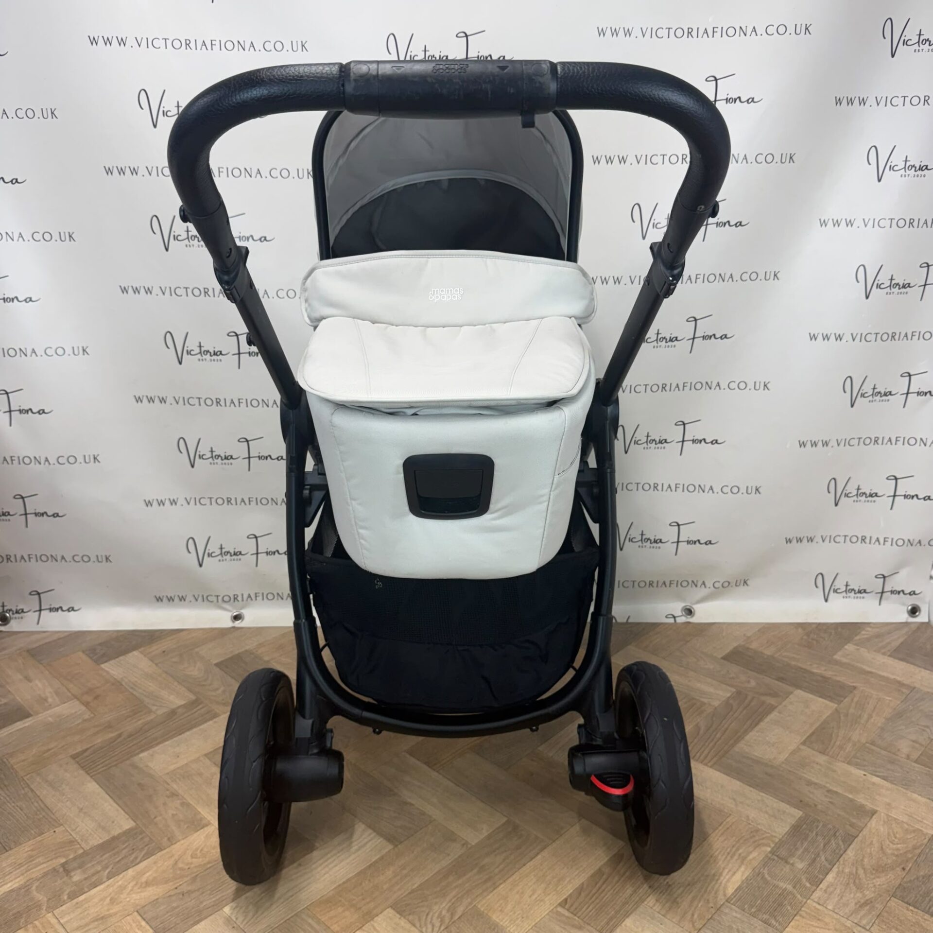 PRELOVED Mamas And Papas Ocarro Pushchair & Carrycot - Sandstone - Image 3
