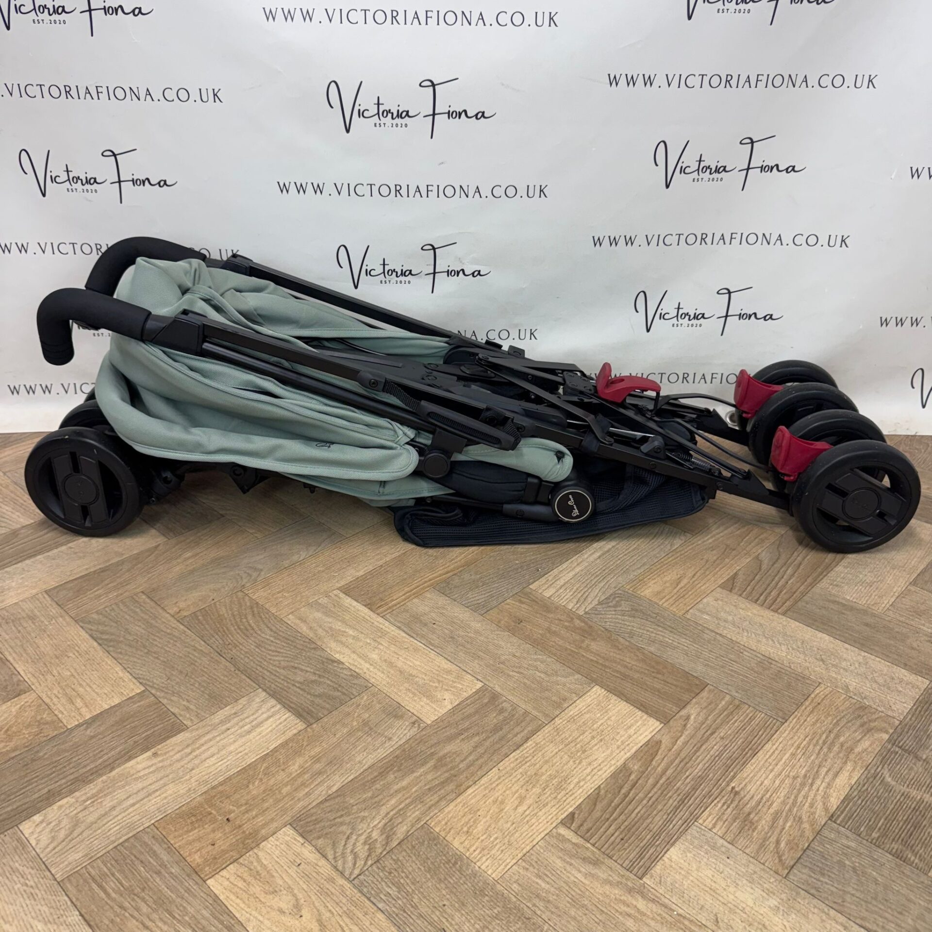 EX-DISPLAY Silver Cross Pop Pushchair - Sage RRP£195 - Image 6