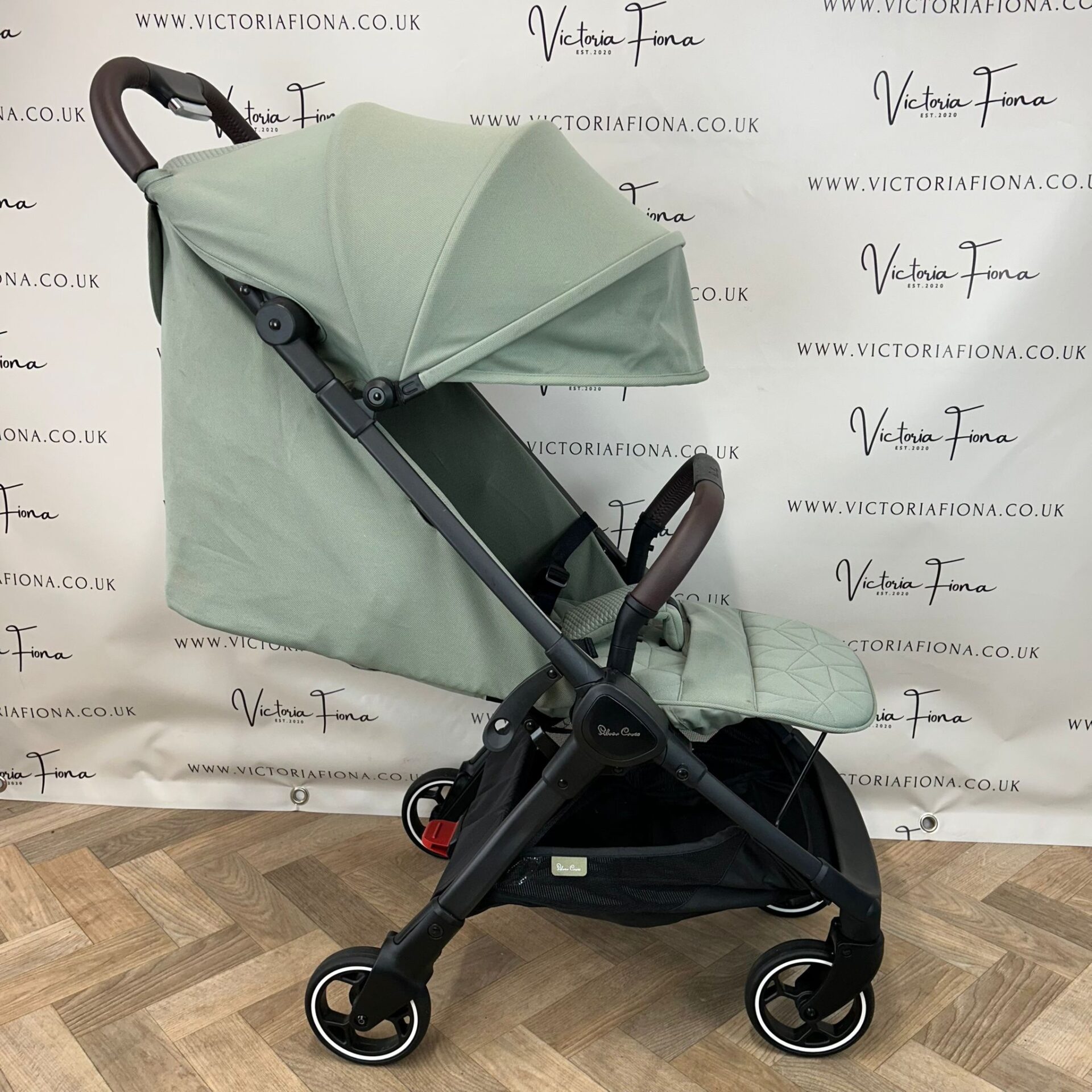 PRELOVED Silver Cross Clic Compact Stroller - Sage Green RRP£295 - Image 2