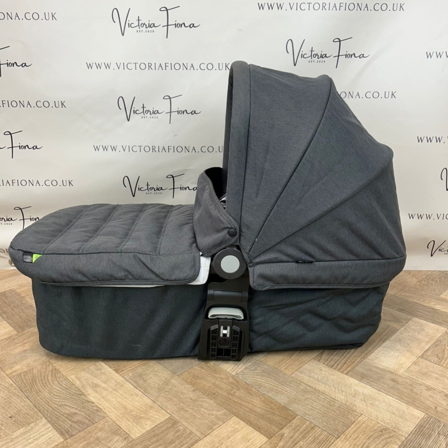 NEW Baby Jogger City Tour Lux Carrycot - Graphite - Image 2