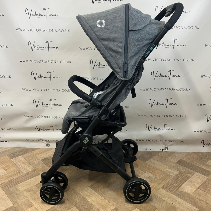 NEW Maxi Cosi Lara2 Lightweight Stroller - Light Grey RRP£190 🌧️ - Image 4