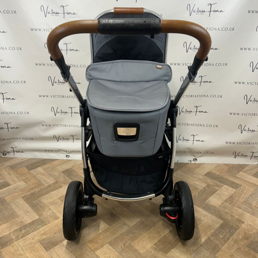 PRELOVED Mamas & Papas Ocarro Carrycot & Pushchair - Fossil Grey 🩶🩶 - Image 2