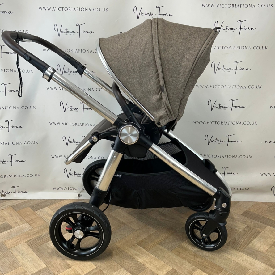 PRELOVED Mamas And Papas Ocarro Pushchair & Carrycot - Walnut Brown - Image 7