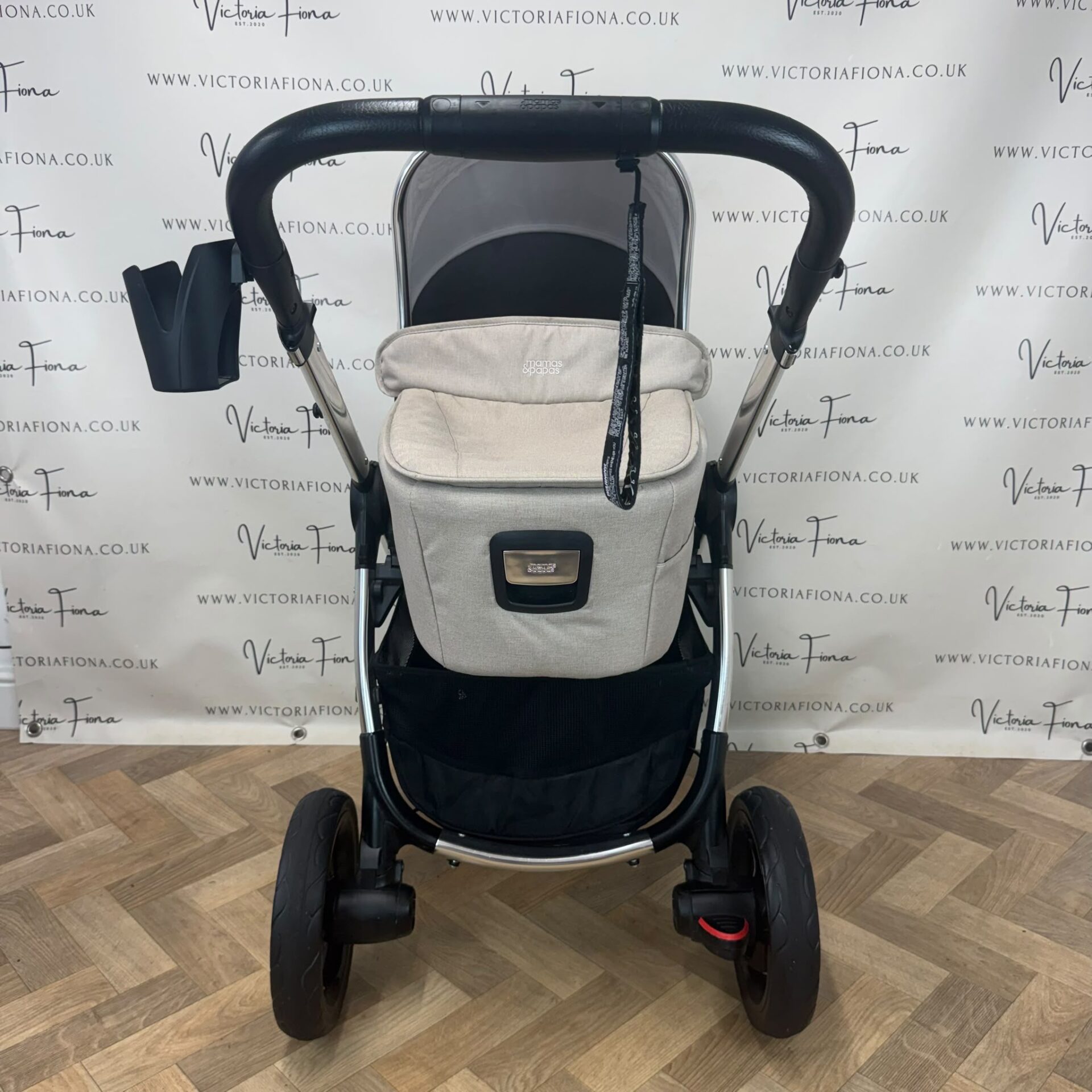 PRELOVED Mamas And Papas Ocarro Pushchair & Carrycot - Biscuit - Image 3