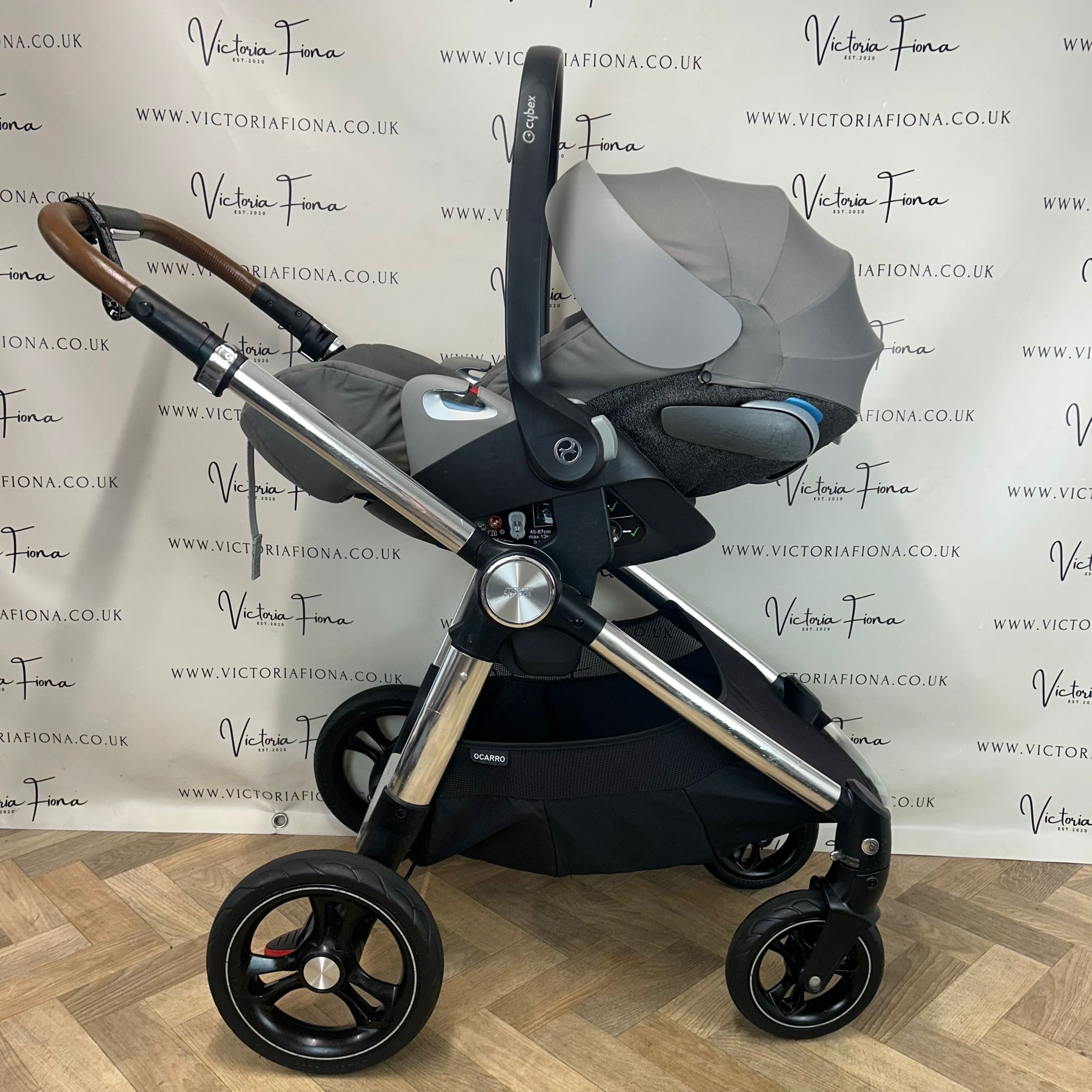 PRELOVED Mamas & Papas Ocarro Pushchair & Carrycot - Shadow Grey - Image 8