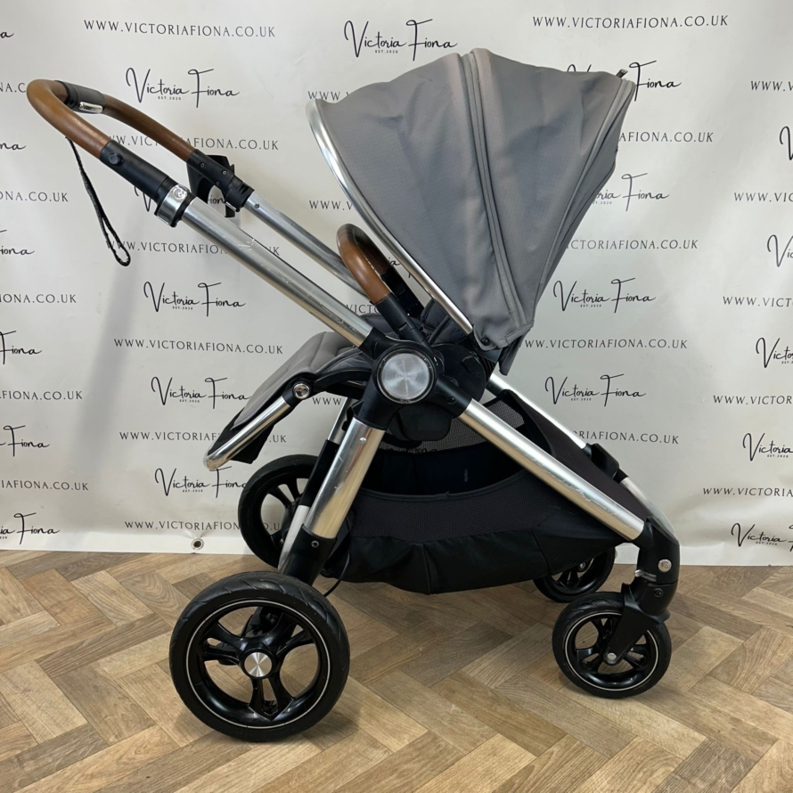 PRELOVED Mamas & Papas Ocarro Carrycot & Pushchair with Changing Bag - Fossil Grey 🩶 - Image 8