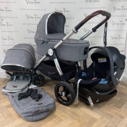 PRELOVED Mamas & Papas Ocarro Pushchair & Carrycot with Cybex Car Seat & Isofix - Grey Twill