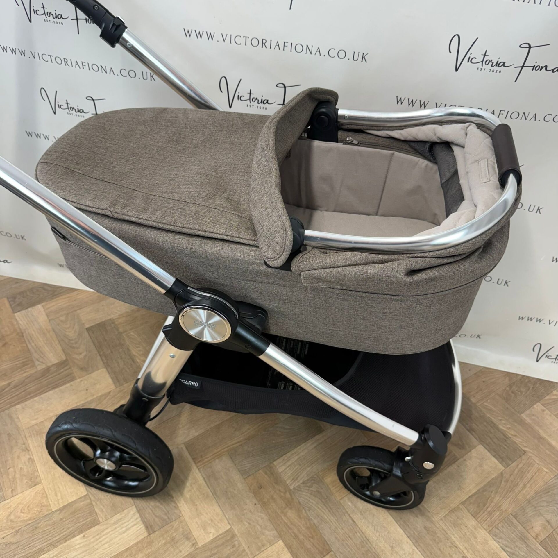 PRELOVED Mamas And Papas Ocarro Pushchair & Carrycot - Walnut Brown 🤎 - Image 4