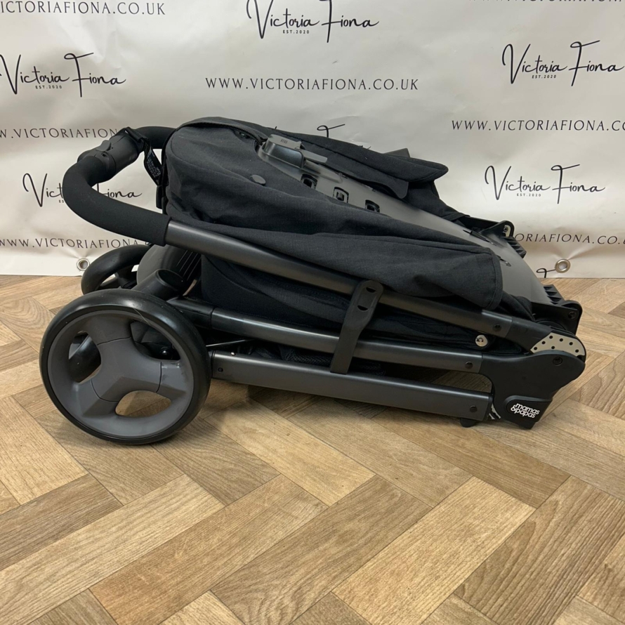PRELOVED Mamas and Papas Armadillo Stroller - BLACK RRP£249 - Image 7