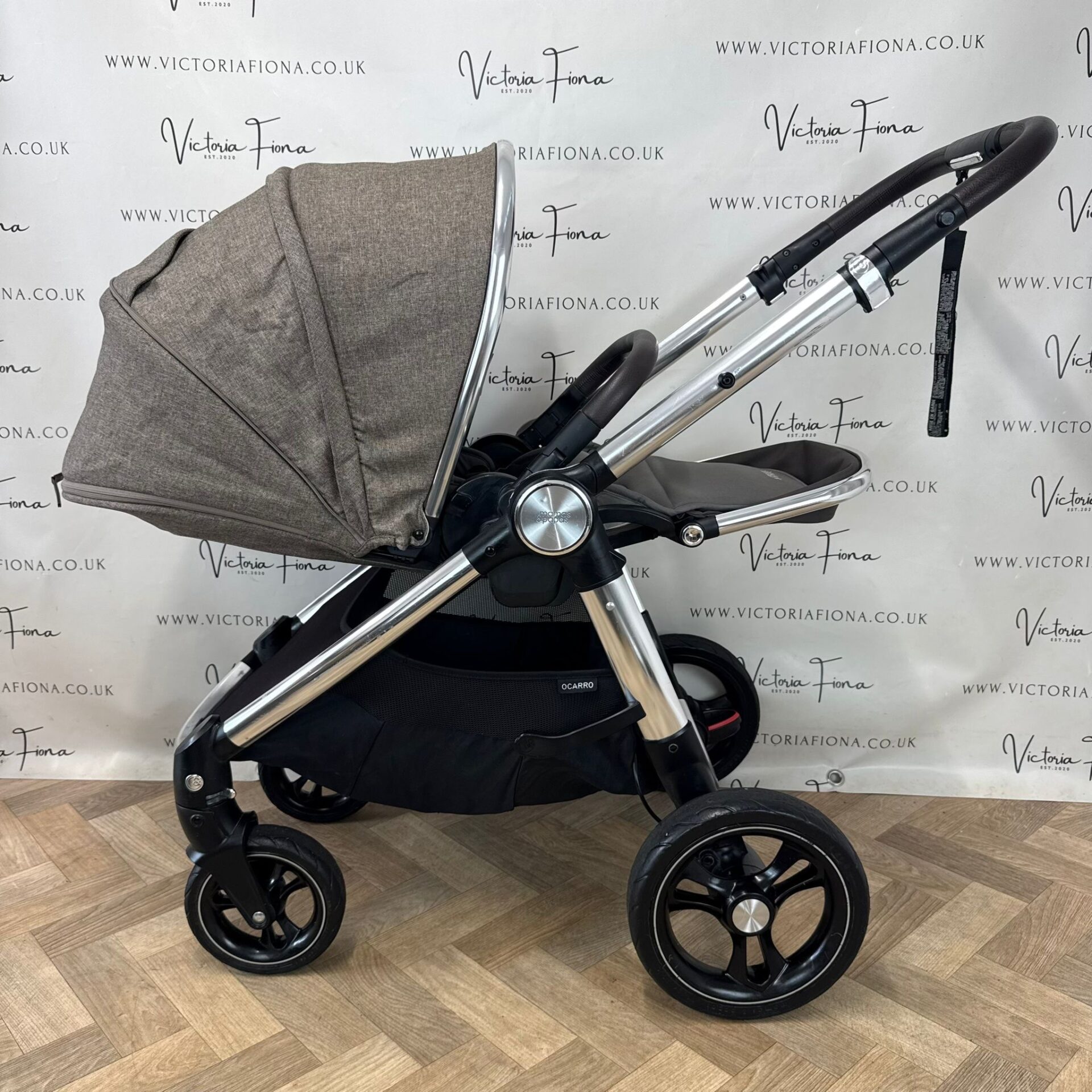 PRELOVED Mamas And Papas Ocarro Pushchair & Carrycot - Walnut Brown 🤎 - Image 8