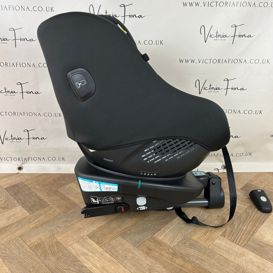 EX DISPLAY Graco Turn2Me i-Size R129 Isofix Rotating Car Seat-Midnight RRP£160 - Image 3
