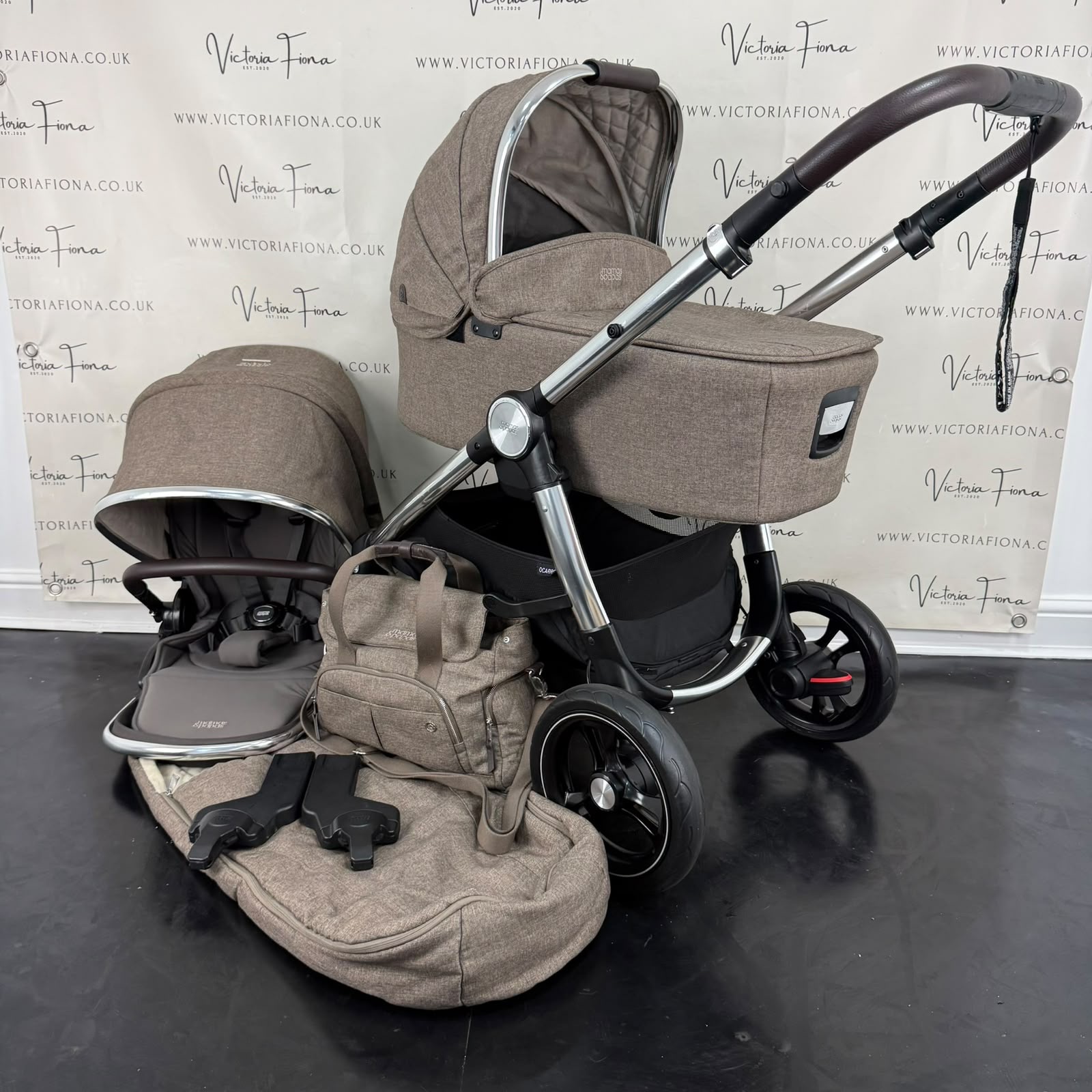 PRELOVED Mamas And Papas Ocarro Pushchair & Carrycot - Walnut Brown 🤎