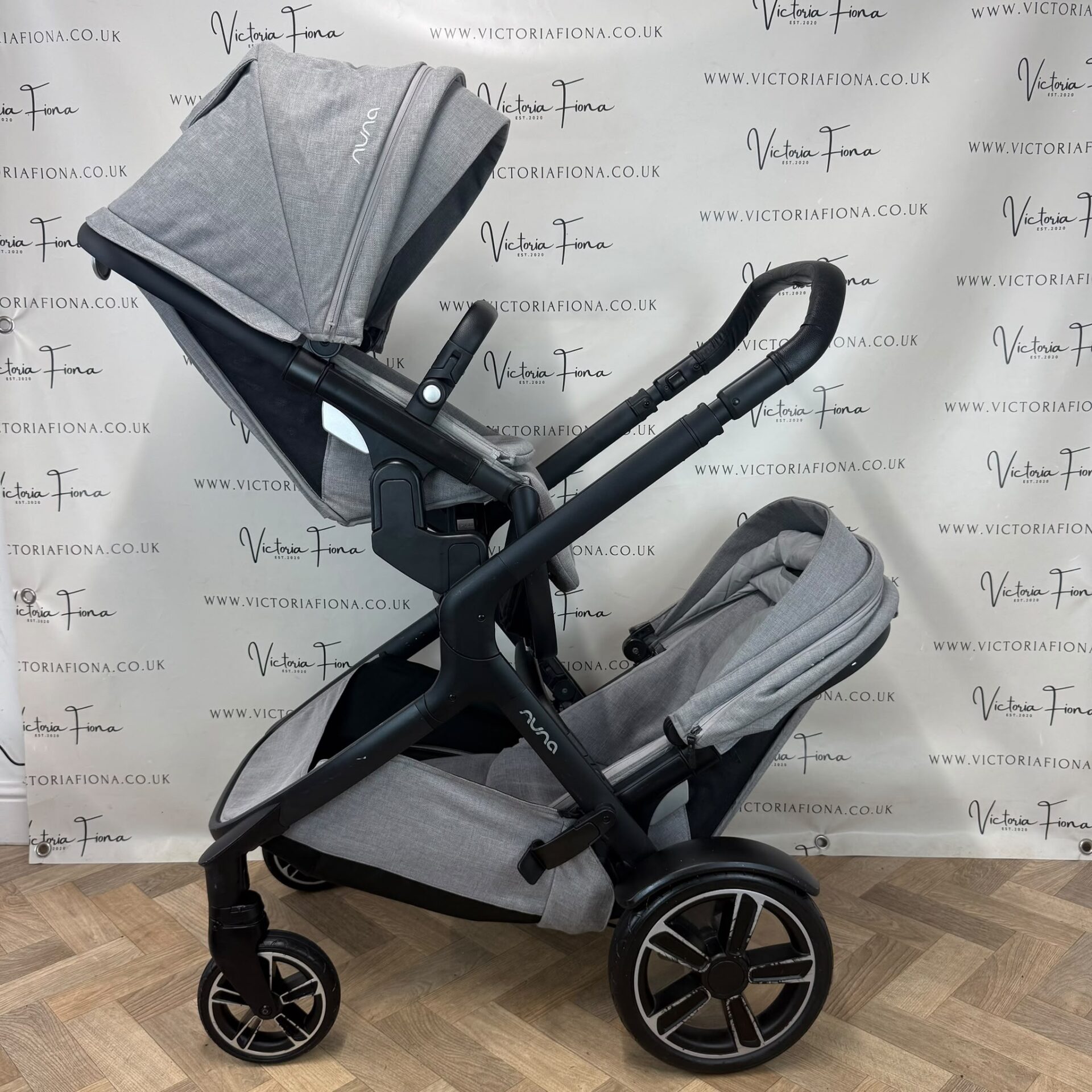 PRELOVED Nuna Demi Grow Double Pushchair - Carrycot & 2 Seats - Frost Grey - Image 6